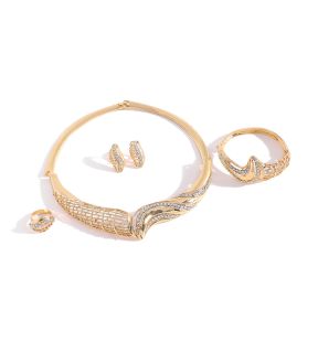 SOHI Women Golden Jewellery Set